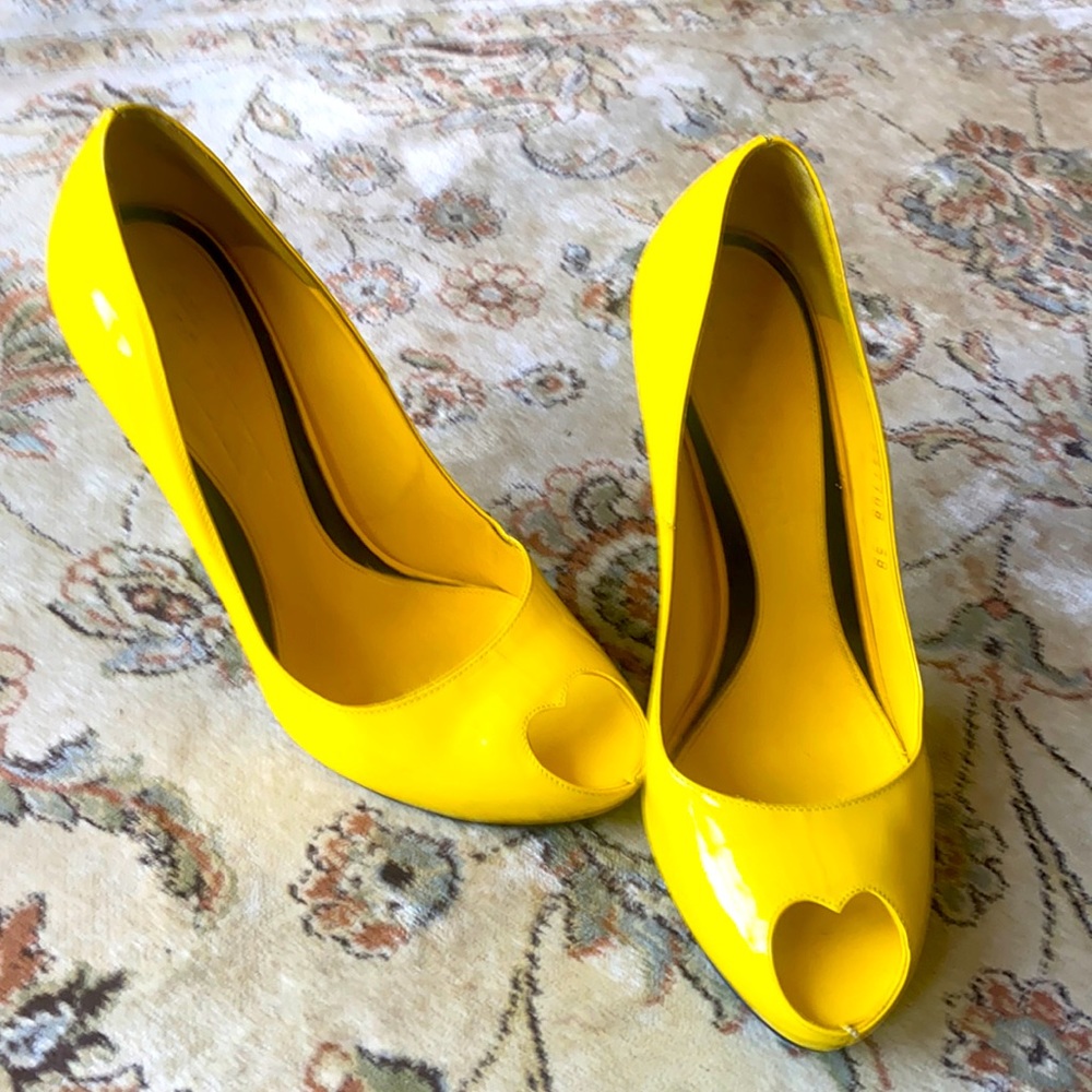 Alexander McQueen. Made in Italy